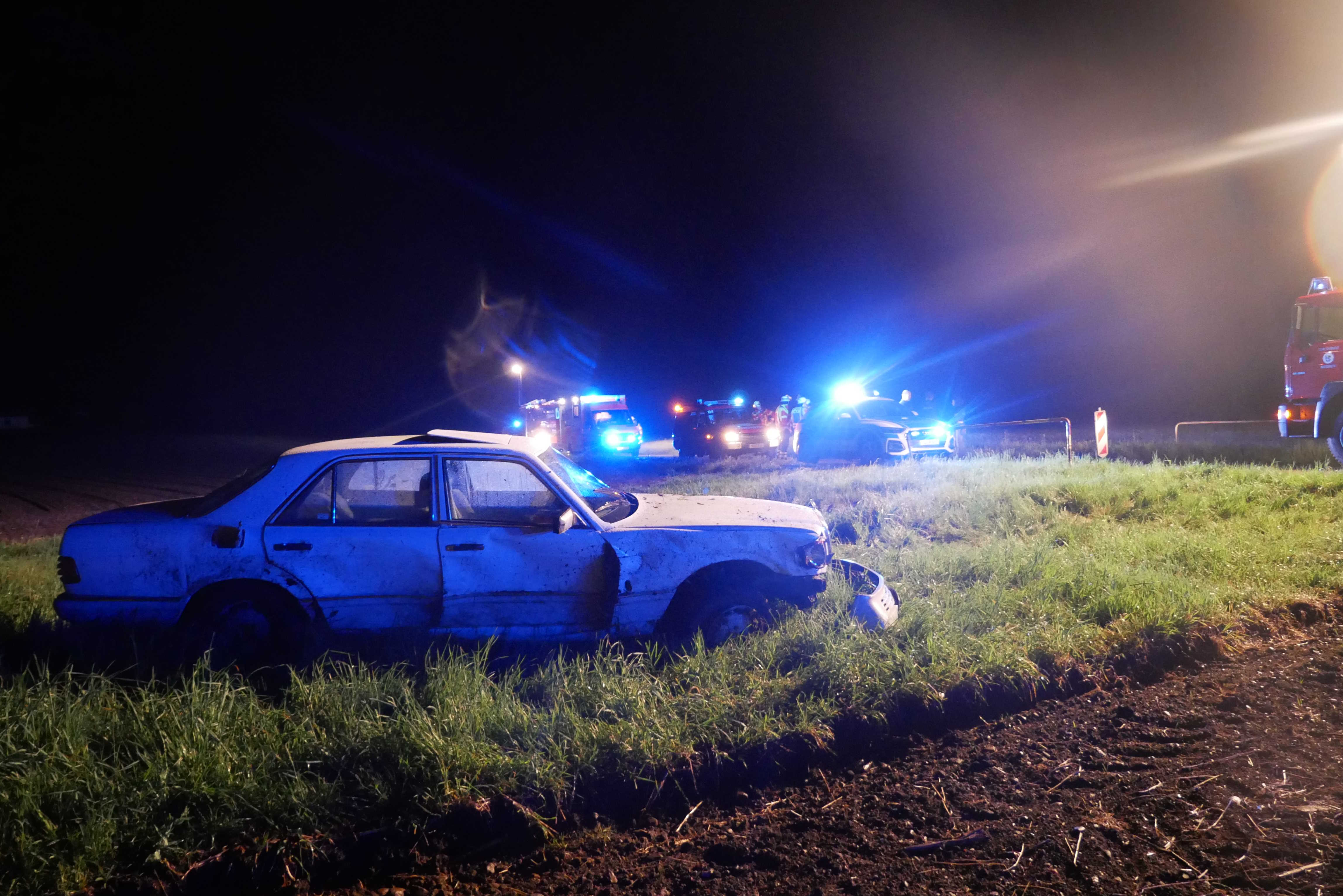 THL2 - Verkehrsunfall in Maitenbeth