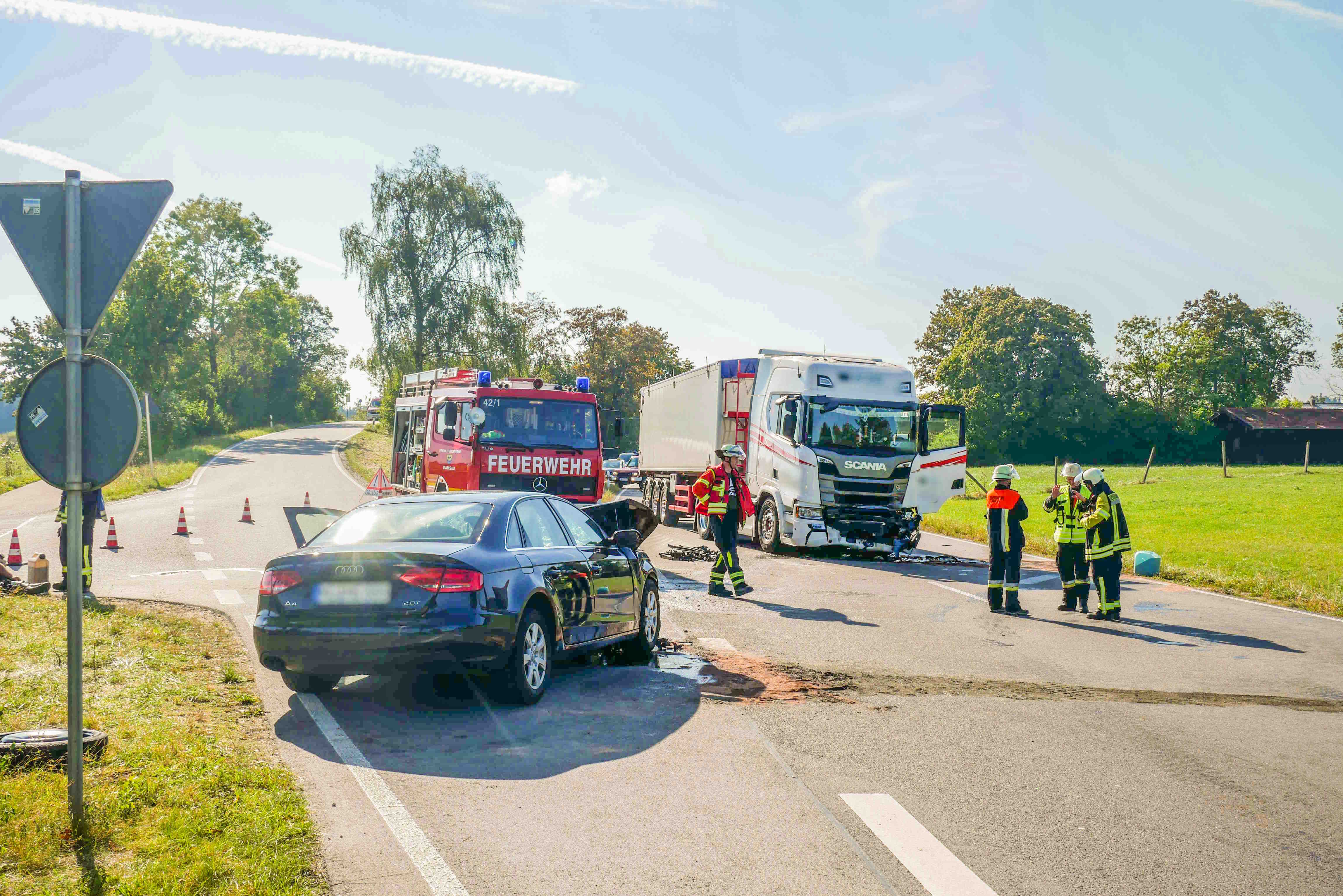 THL4 - Verkehrsunfall auf der B12 Höhe Ramsau