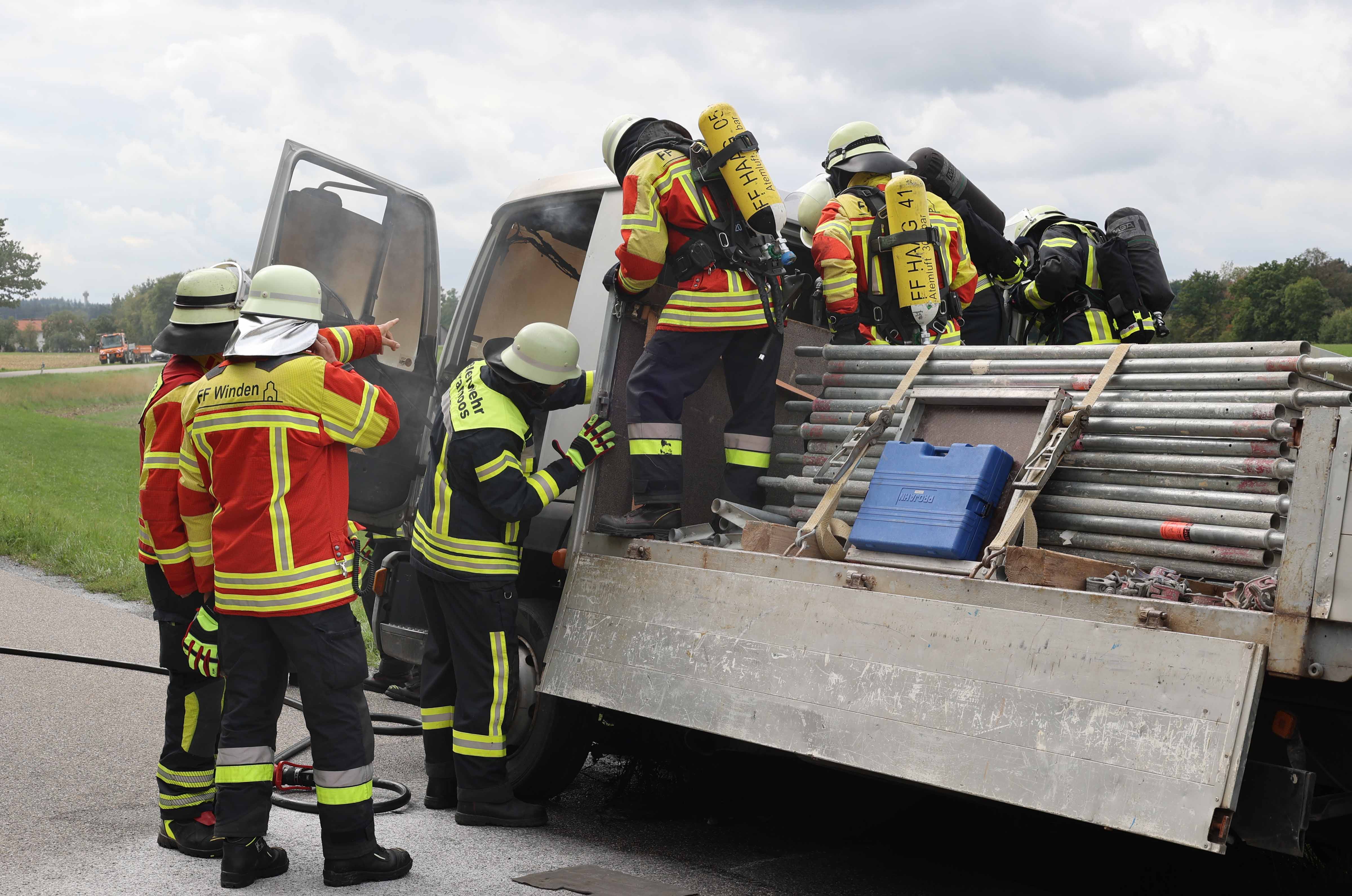 B3 - Lkw-Brand in St. Wolfgang